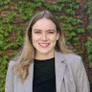 Meet your Posher, Hayley